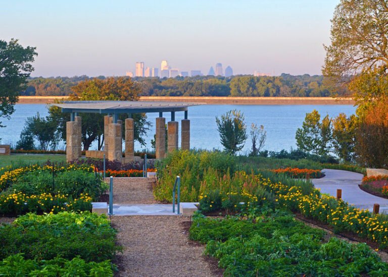 Dallas Arboretum Honors Five Garden Legends on December 5th