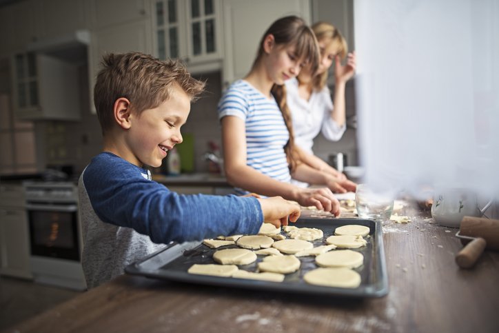 Family baking cookies