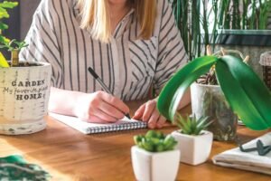 Plan Ahead for a Flourishing Spring Garden